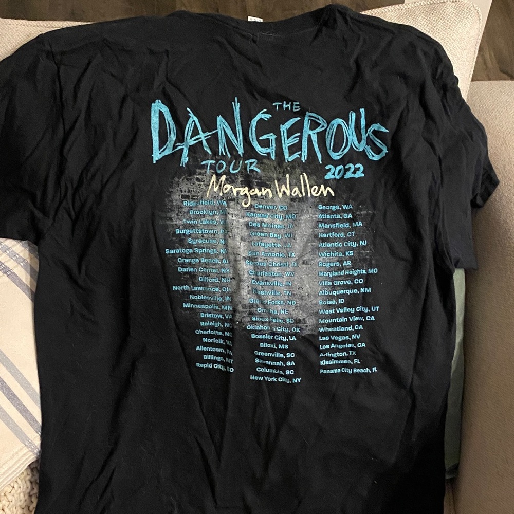 Morgan Wallen Dangerous Concert T Shirt - Picture 2 of 3